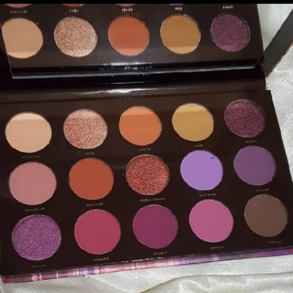 Hipdot Zion Eyeshadow Palette