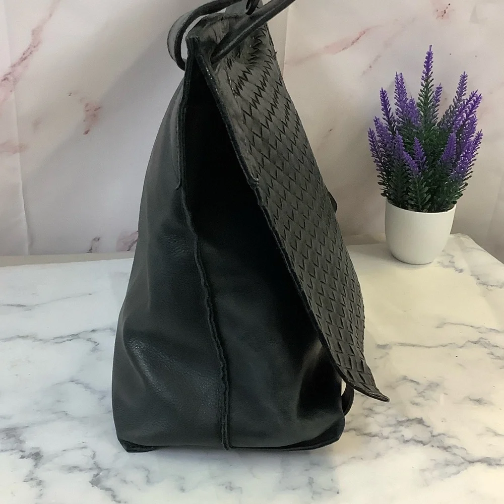 GUC Bottega Veneta Intrecciato Messenger Bag