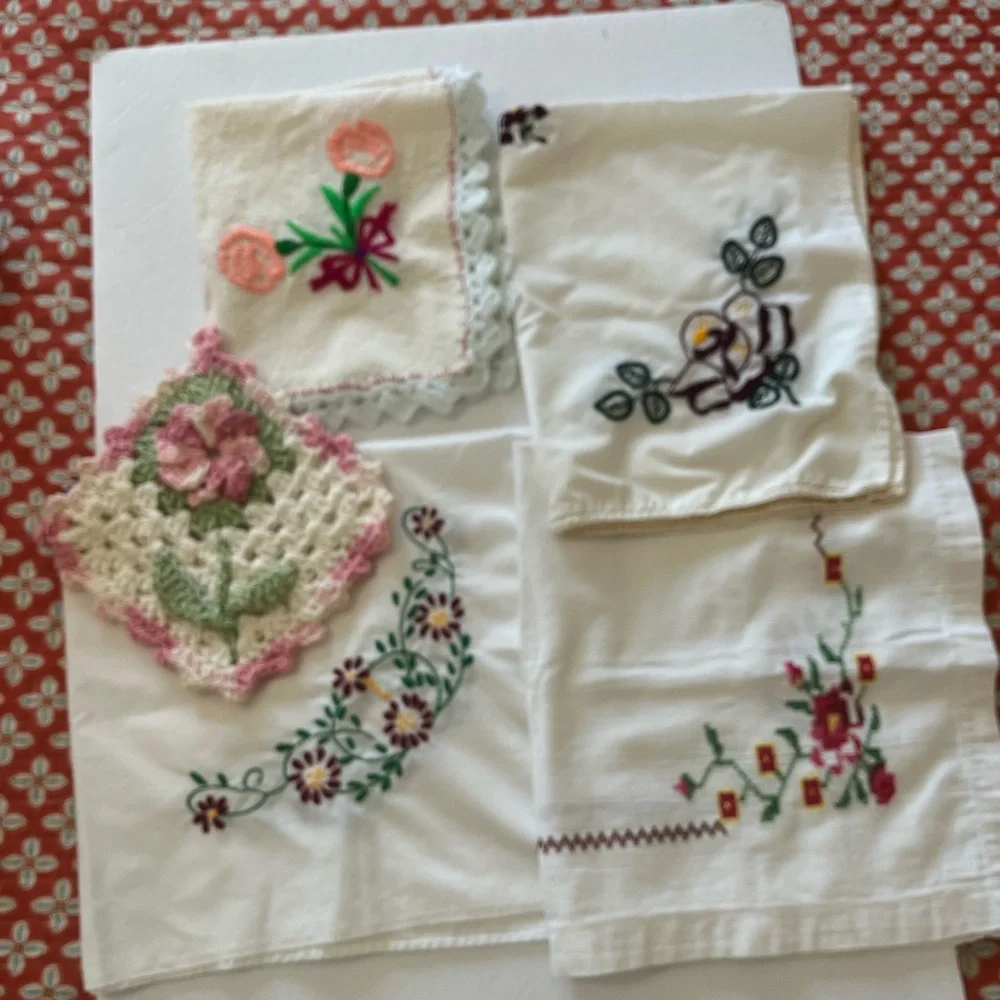 Vintage Embroidered Floral Towels Lot