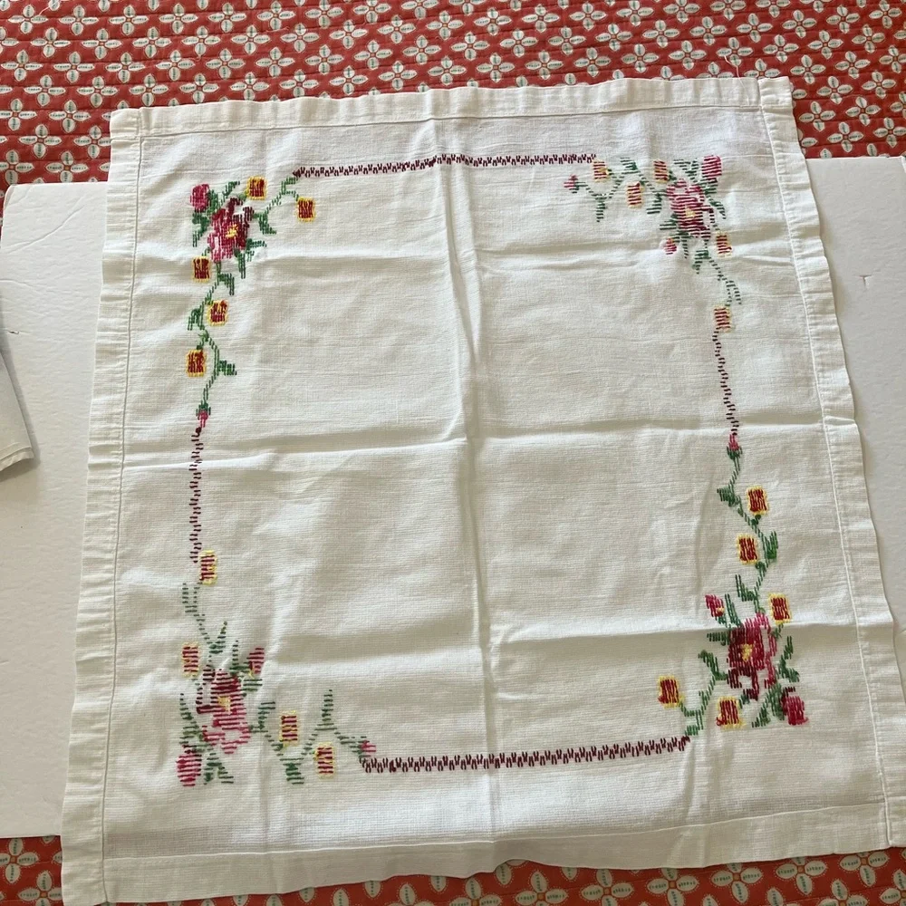 Vintage Embroidered Floral Towels Lot