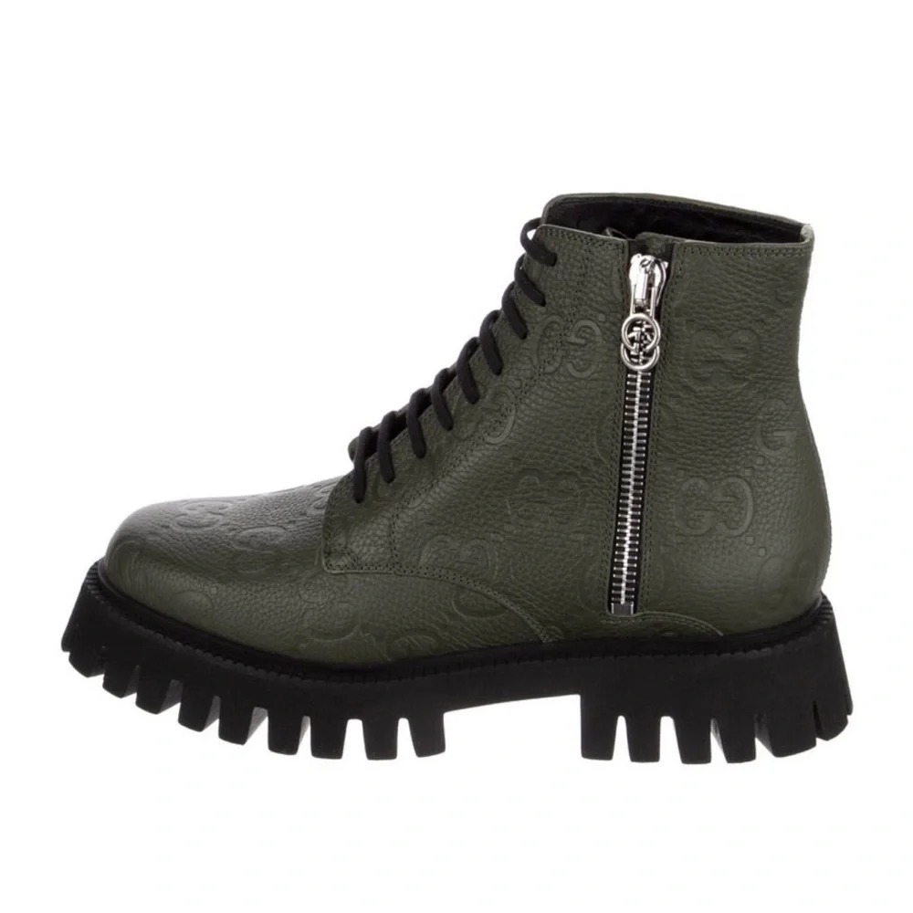 NWT Gucci Olive Green Leather Combat Boot with Black Lug Sole US 9