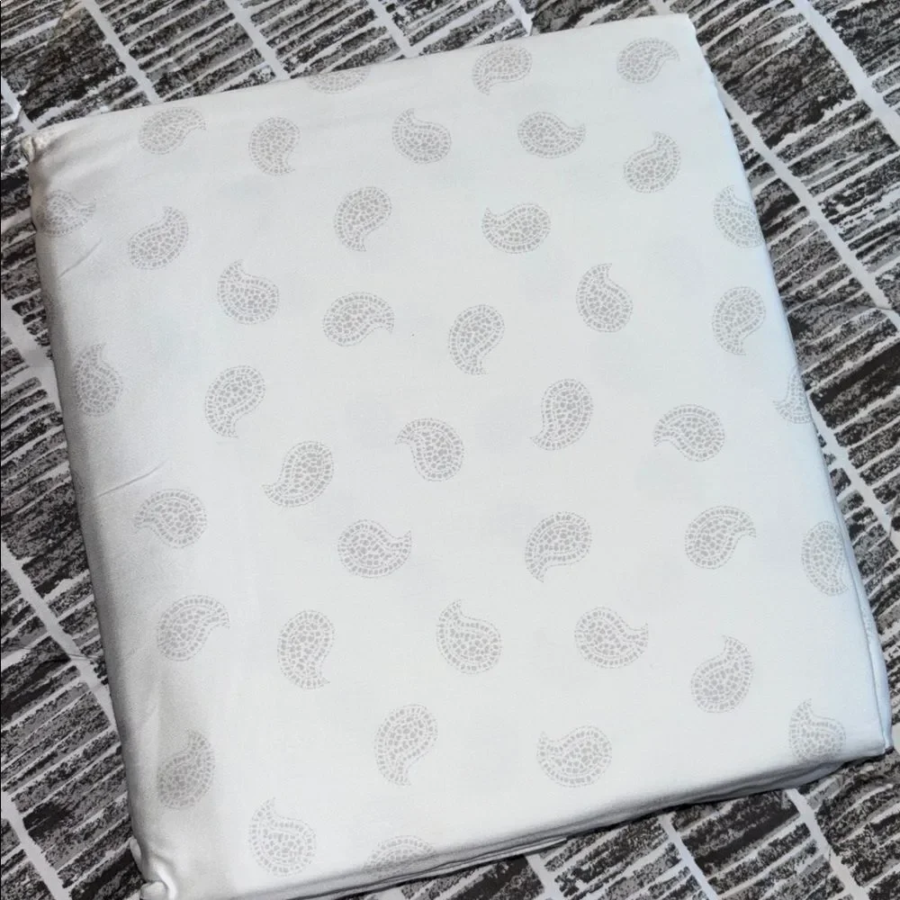 Sonoma White Paisley Twin Sheet Set