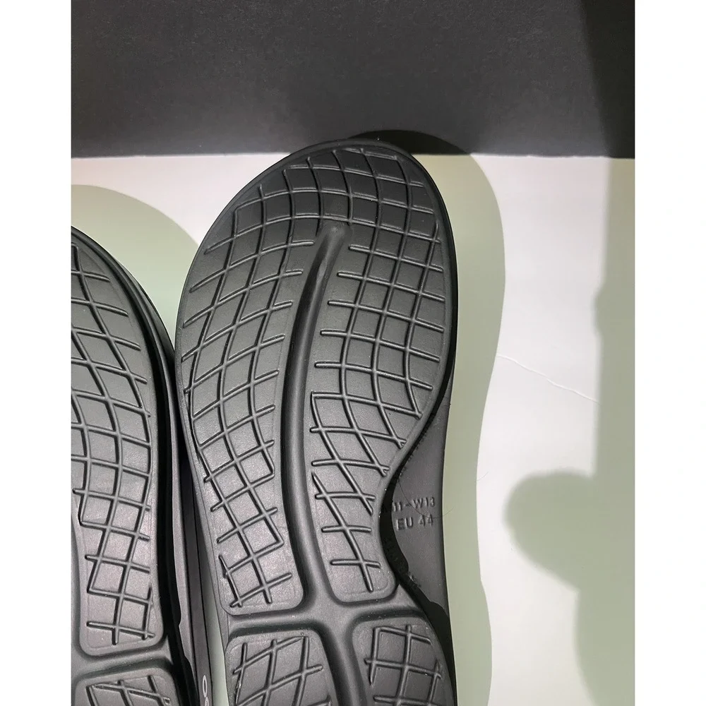 OOFOS Slide Impact Absorption Recovery Sandals, Size M11/W13 - Black EU44
