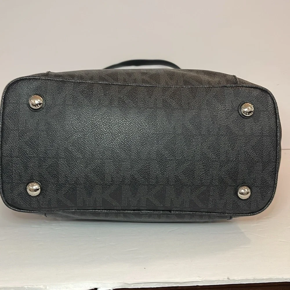Michael Kors Black Signature Tote