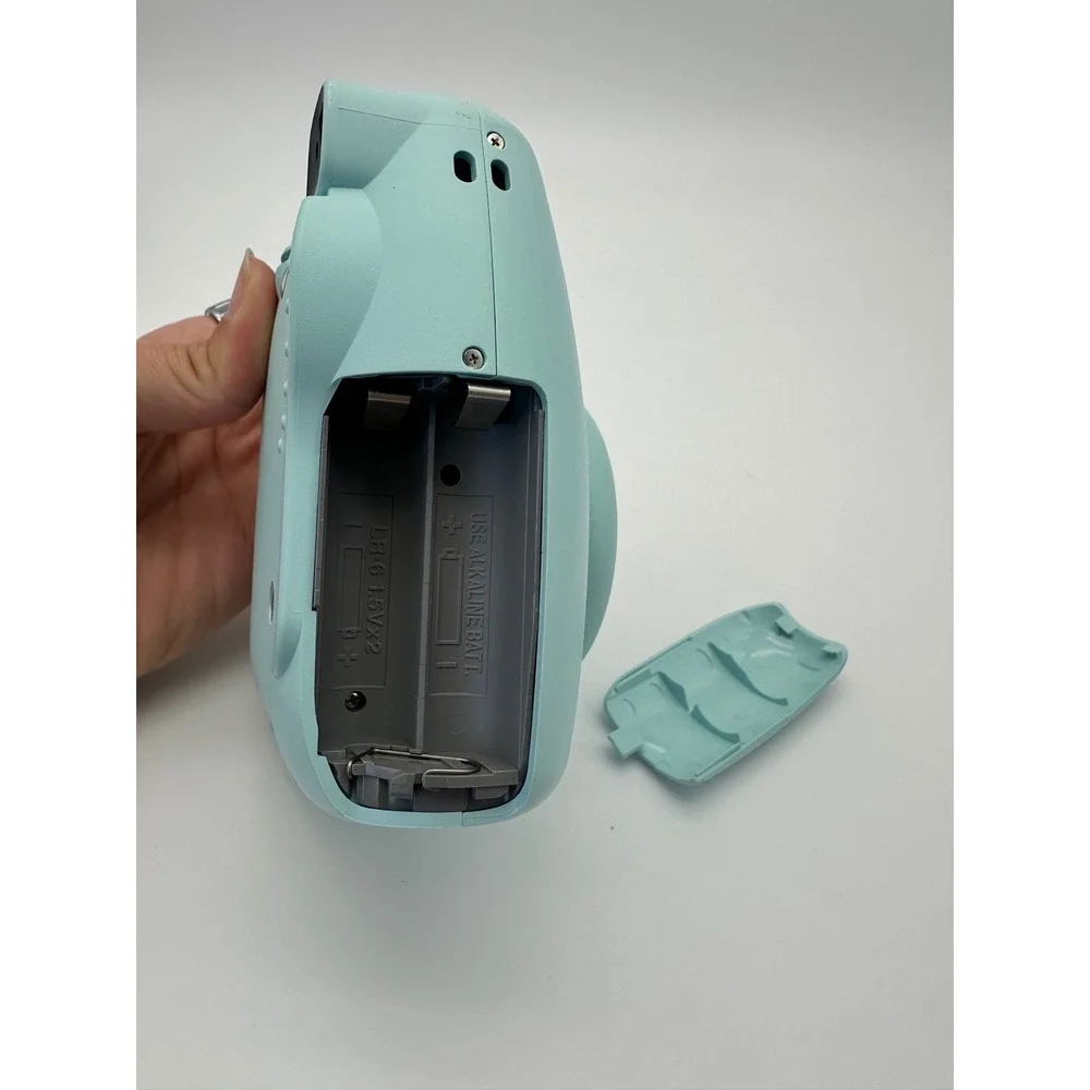 Fujifilm Instax Mini 9 Instant Camera Ice Blue with Clear Glitter Case