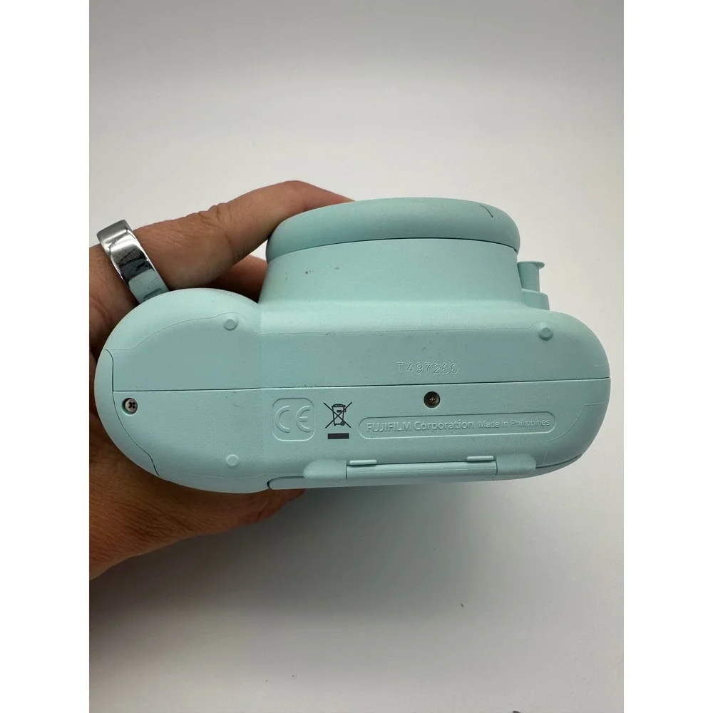 Fujifilm Instax Mini 9 Instant Camera Ice Blue with Clear Glitter Case