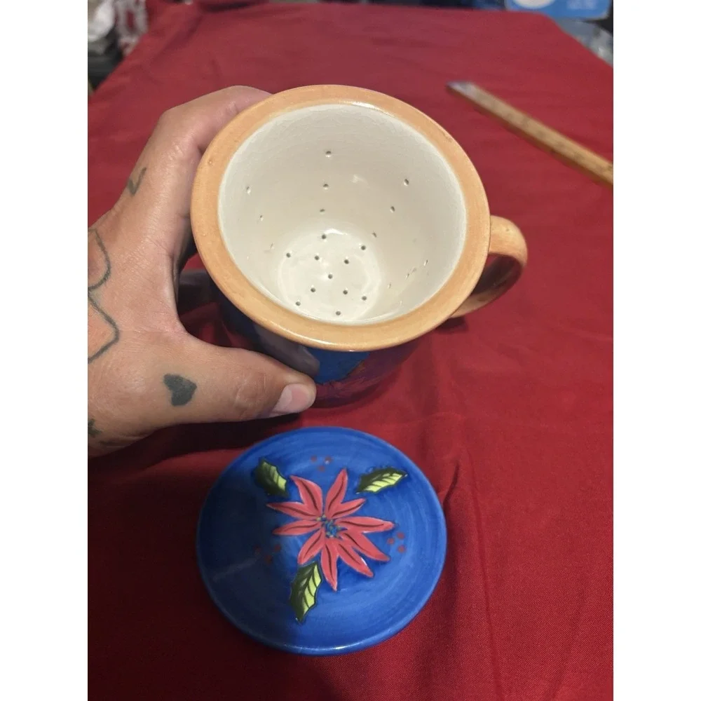 Barnes & Noble Poinsettia Tea Infuser Mug 3pc Set Cup Lid NWOB Christmas Blue