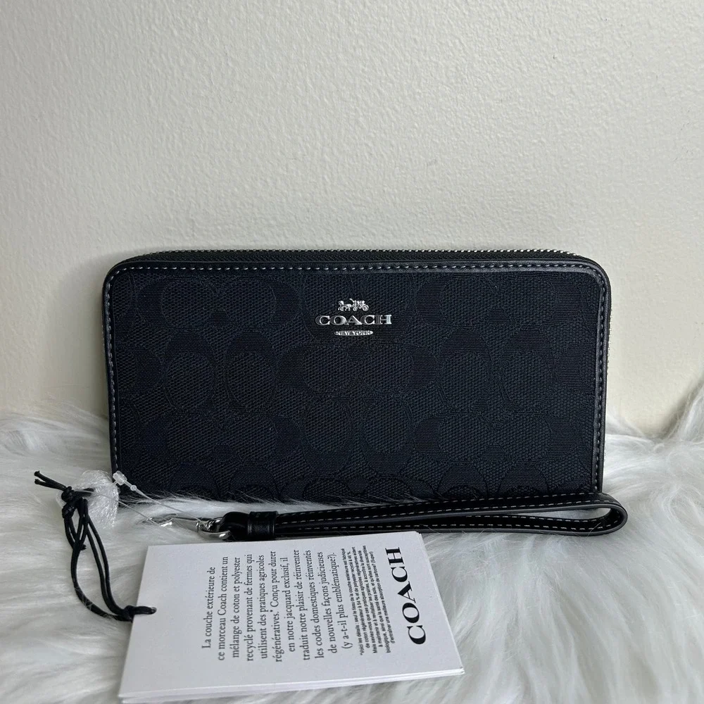 Coach CU150‎ Black Signature Jacquard Long Zip Around Wallet NWT