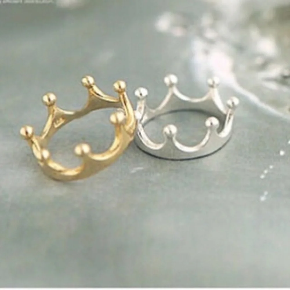NEW!! Crown Ring