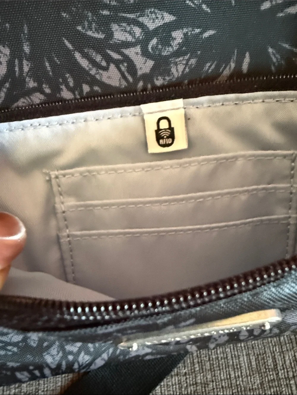 Baggallini Black and Gray Floral-Print Crossbody Messenger