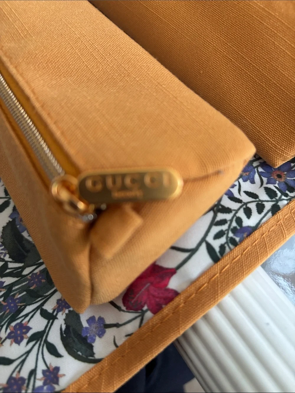 Gucci Beauty Mustard yellow jewelry /Cosmetic Pouch New