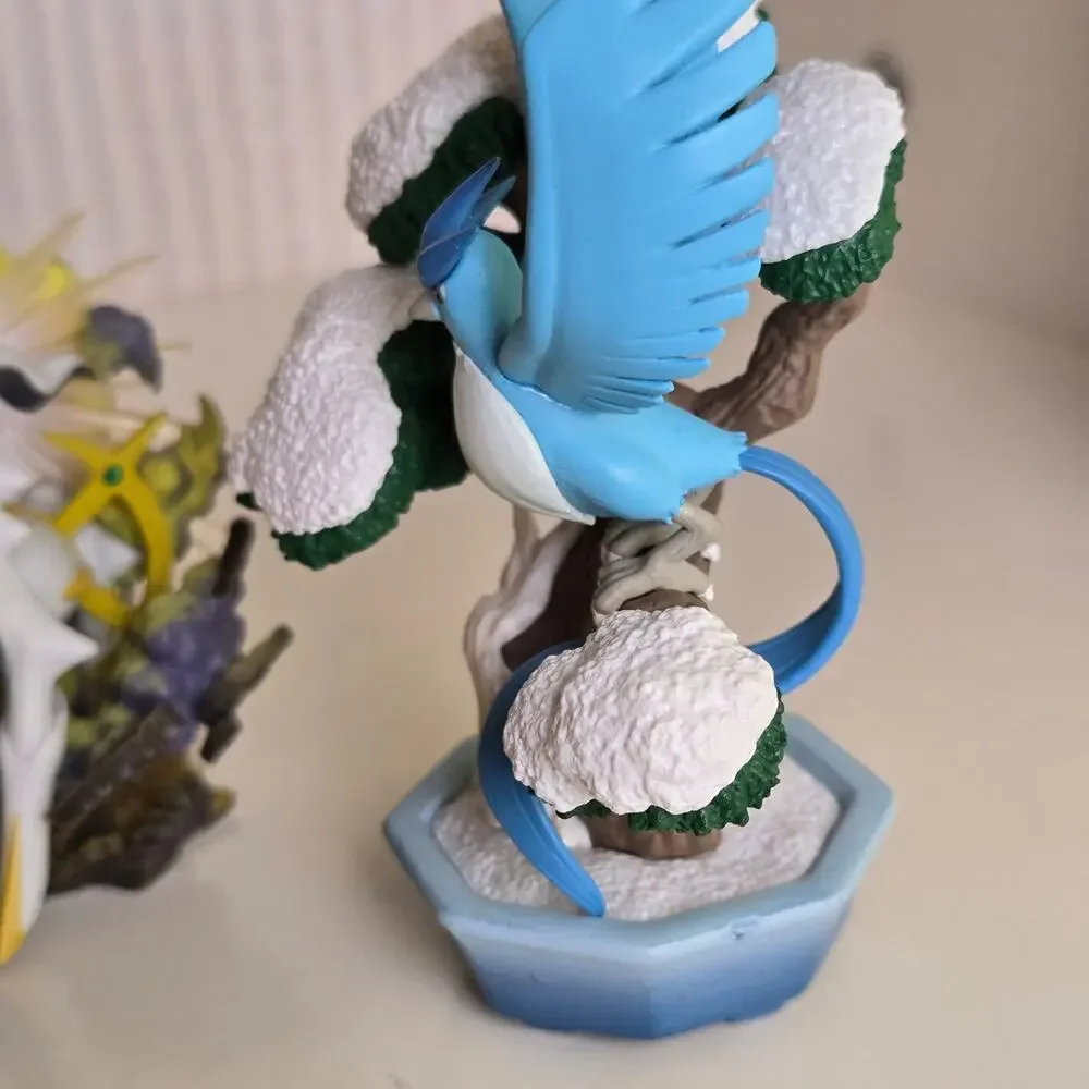 Nintendo‎ pokemon lot of 4 small figures shelf decor