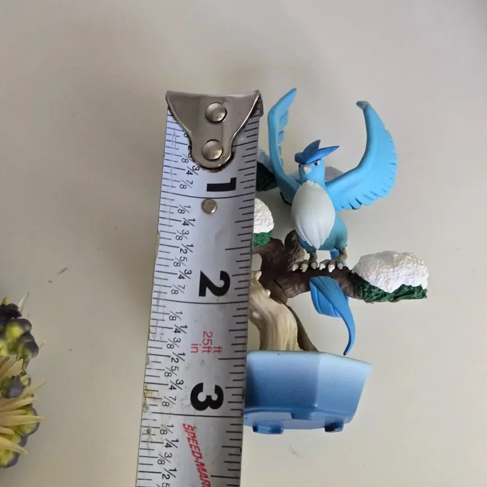 Nintendo‎ pokemon lot of 4 small figures shelf decor