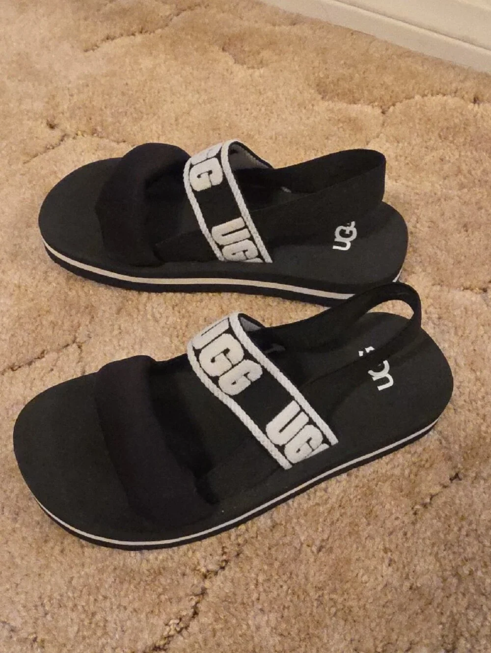 UGG Kids Black and White Logo Slingback Sandals