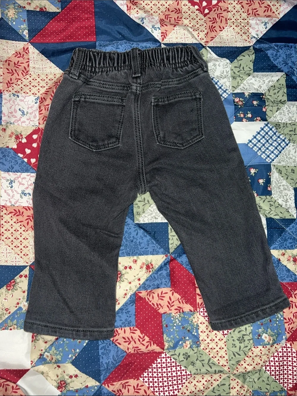 Old Navy toddler Elastic Waist Jeans Trio - Black, Light Blue, Dark Blue