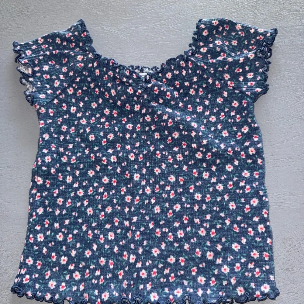 Old‎ Navy Kids Floral Top - Navy and Pink