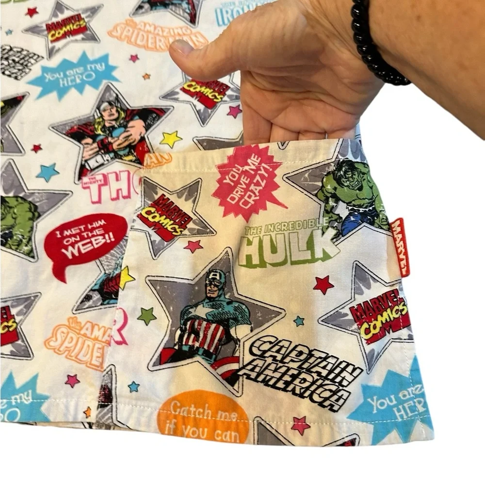 Marvel scrub top short sleeve great shirt to bring smiles‎ size xl
