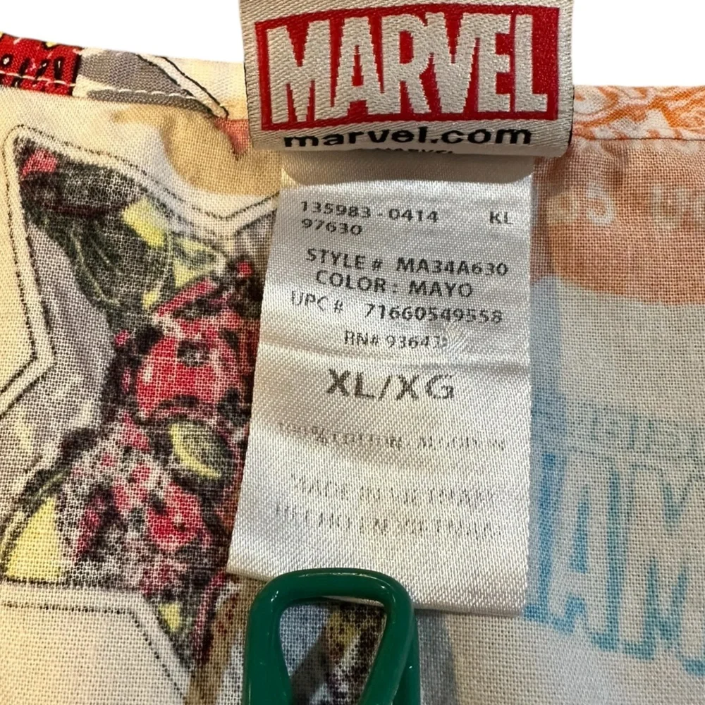 Marvel scrub top short sleeve great shirt to bring smiles‎ size xl