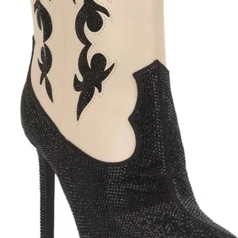 Sexy Cowboy Booties Size 8