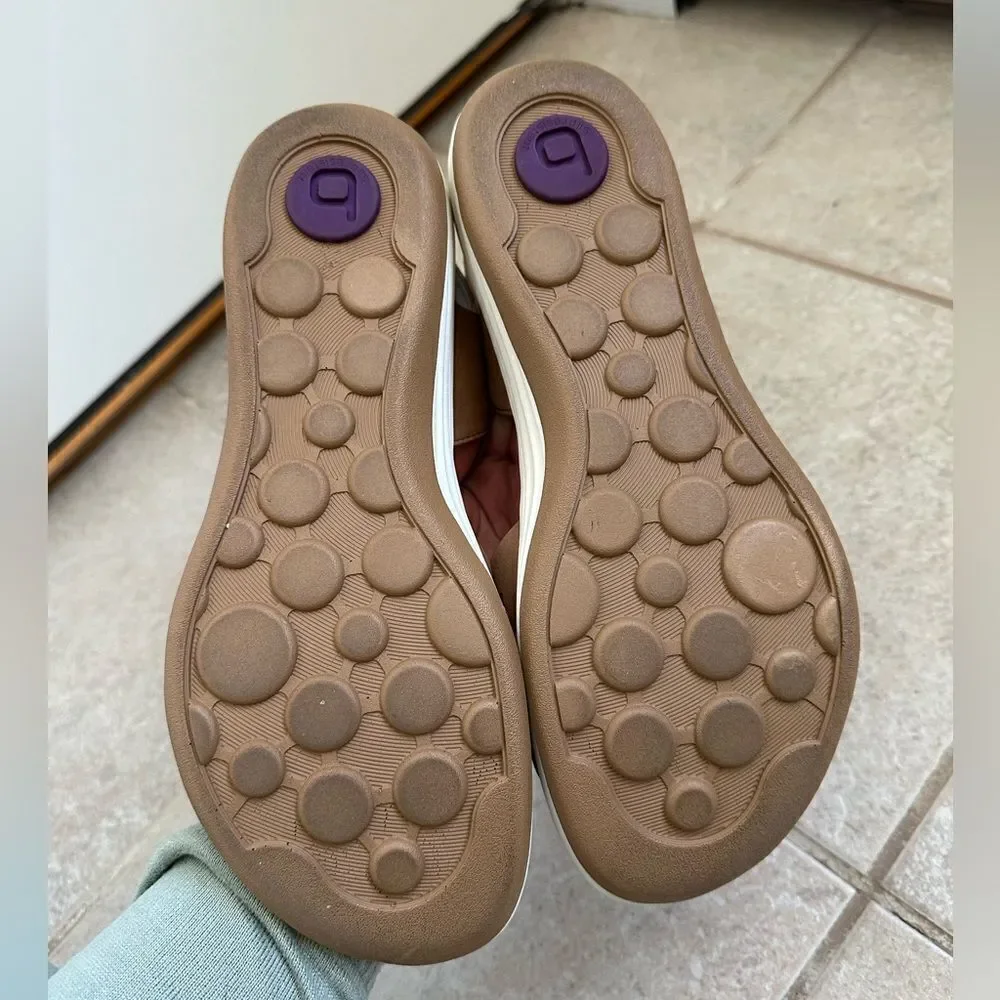 NWT NEW Women’s Bionica Brown Suede Sandals SIZE 12 slingback cutout comfort tan