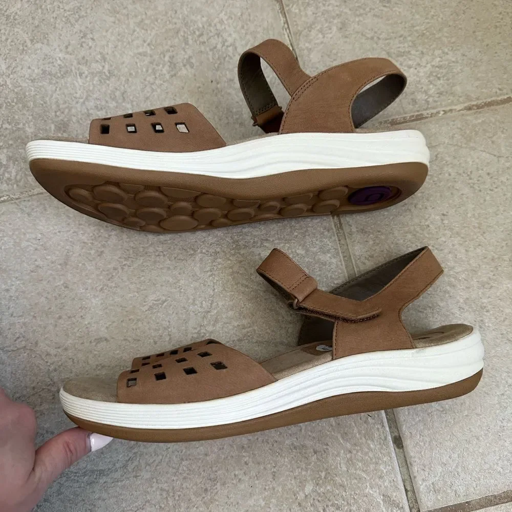 NWT NEW Women’s Bionica Brown Suede Sandals SIZE 12 slingback cutout comfort tan