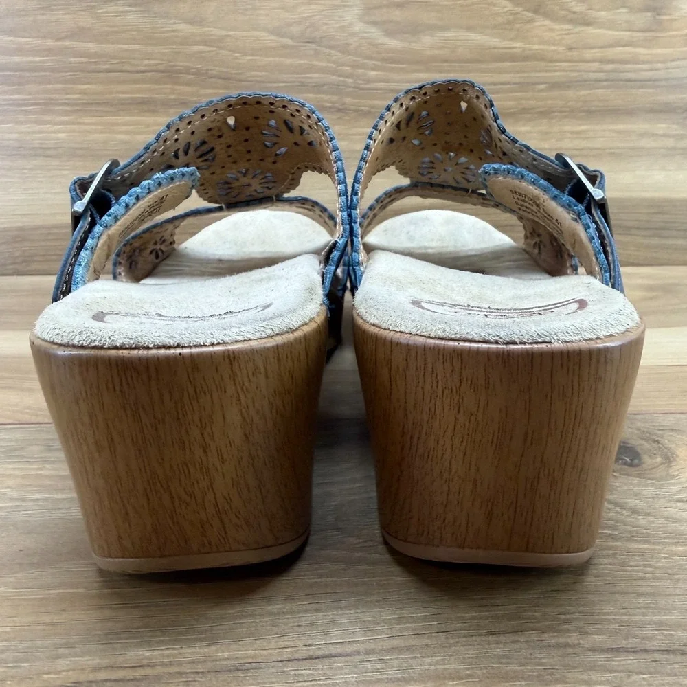 Dansko Flower Cut Out Sandals Womens 11 EU 41 Blue Leather Buckle‎ Slip On Wedge