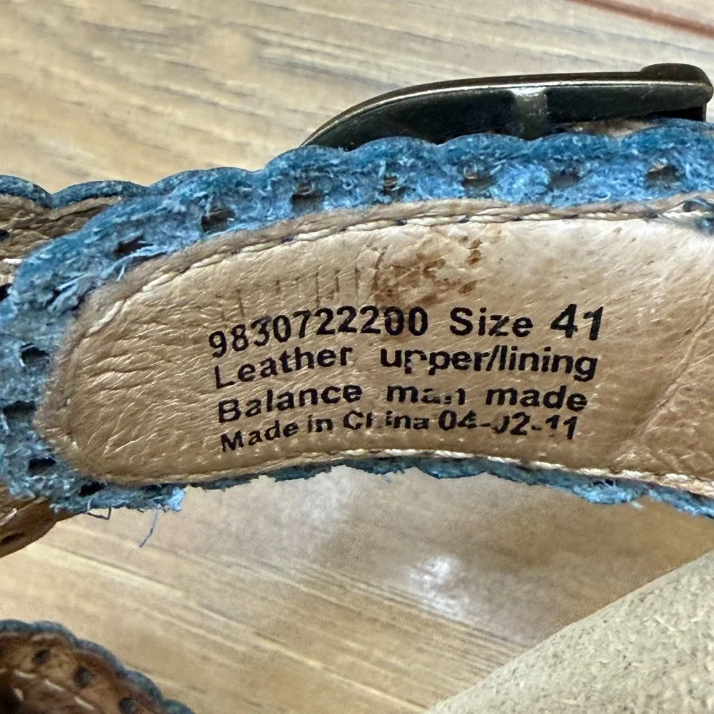 Dansko Flower Cut Out Sandals Womens 11 EU 41 Blue Leather Buckle‎ Slip On Wedge