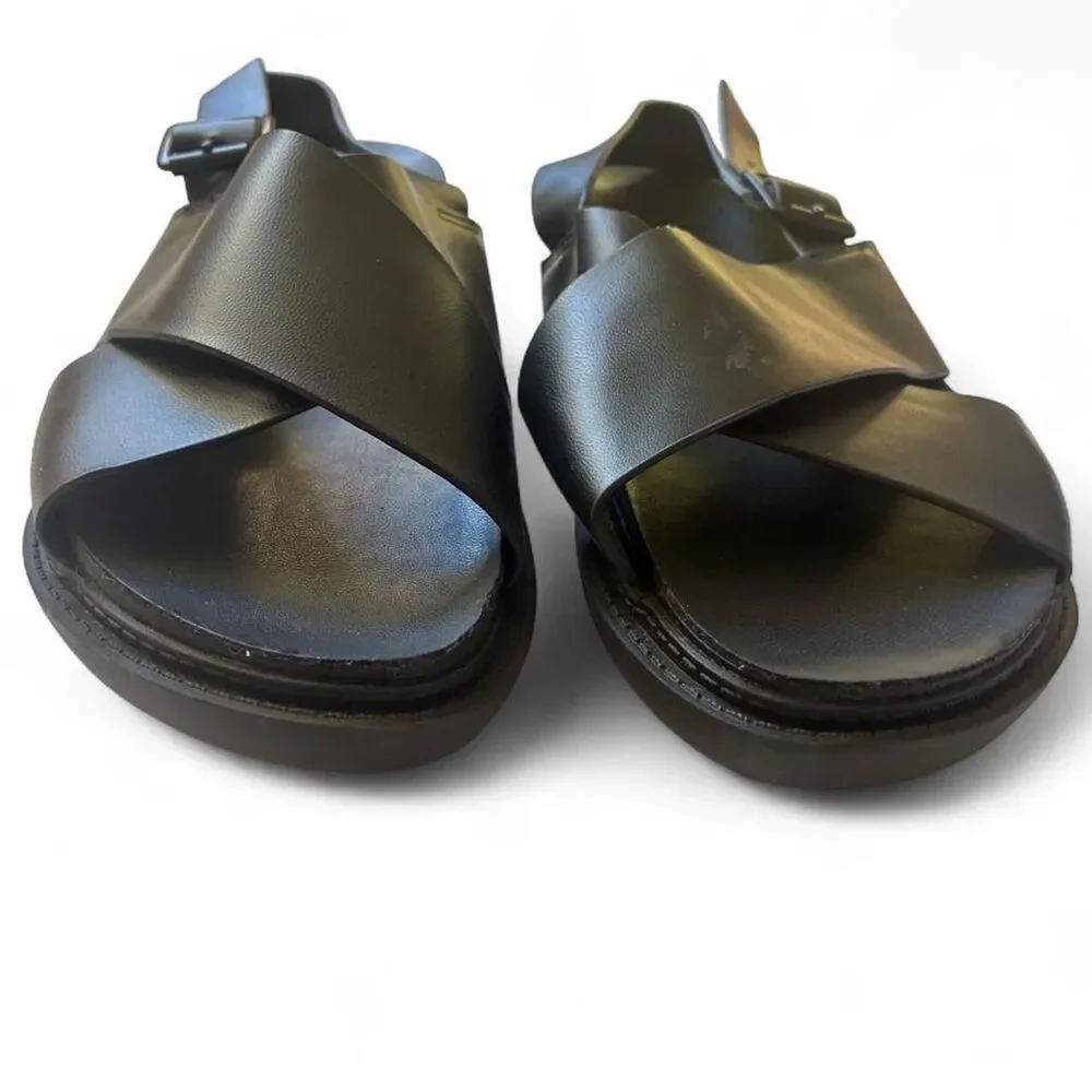 Urban-outfitters Women's Black and Brown Sandals