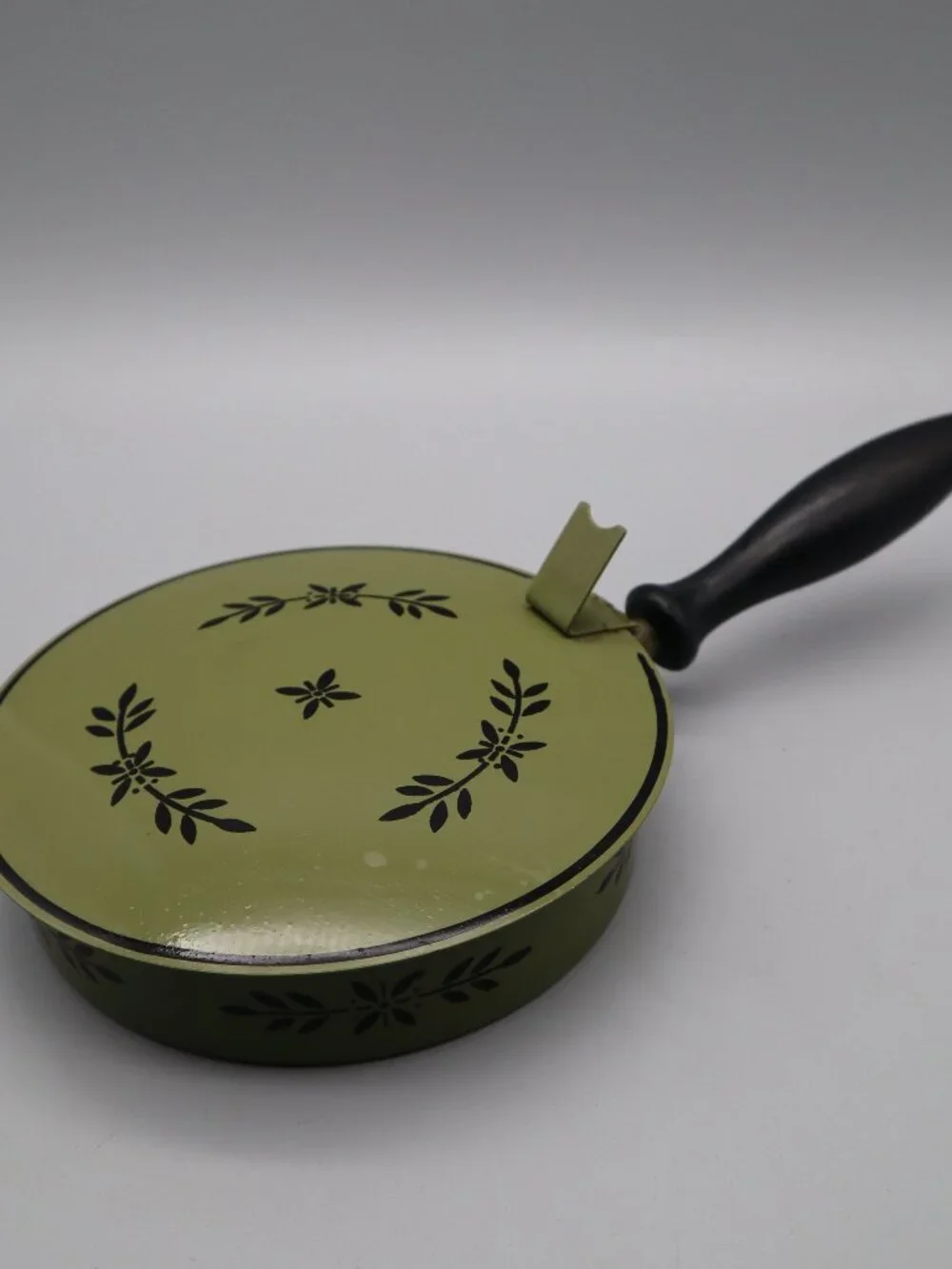 Vtg Crumb Catcher Silent Butler Pan w/ Wooden Handle Primitive Country Farmhouse