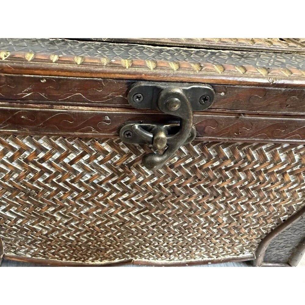 VTG Wicker Rattan Jewelry Box Organizer Boho Trinket Chest With Latch