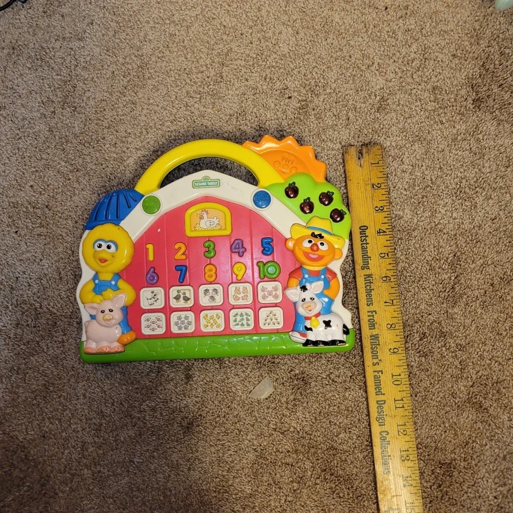 Vintage Sesame Street Farm Number Learning Toy‎ Big Bird Ernie Electronic...