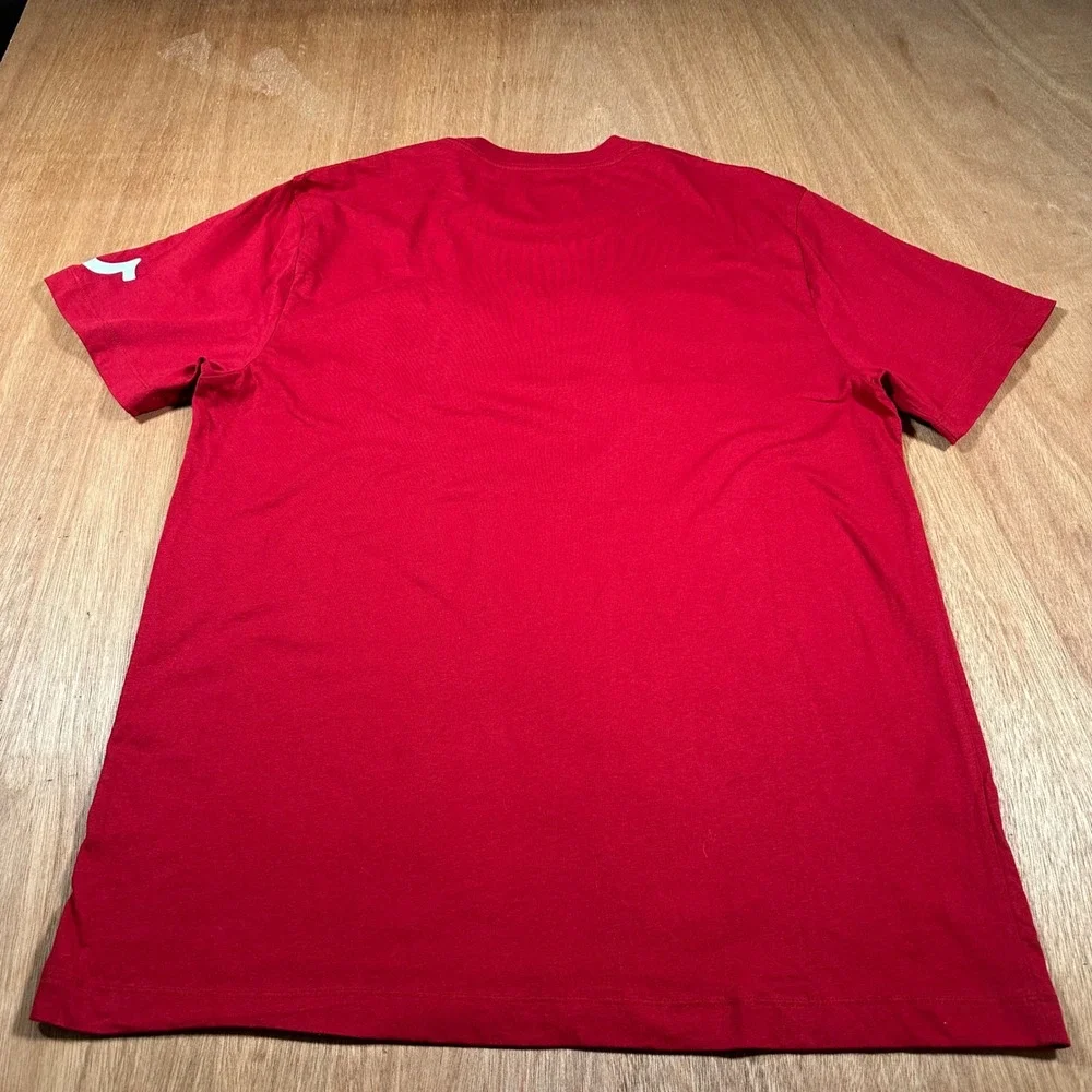 True Religion T-Shirt Mens XL Red Graphic Logo Short Sleeve Cotton Casual Tee