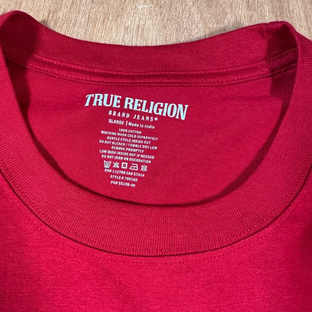 True Religion T-Shirt Mens XL Red Graphic Logo Short Sleeve Cotton Casual Tee