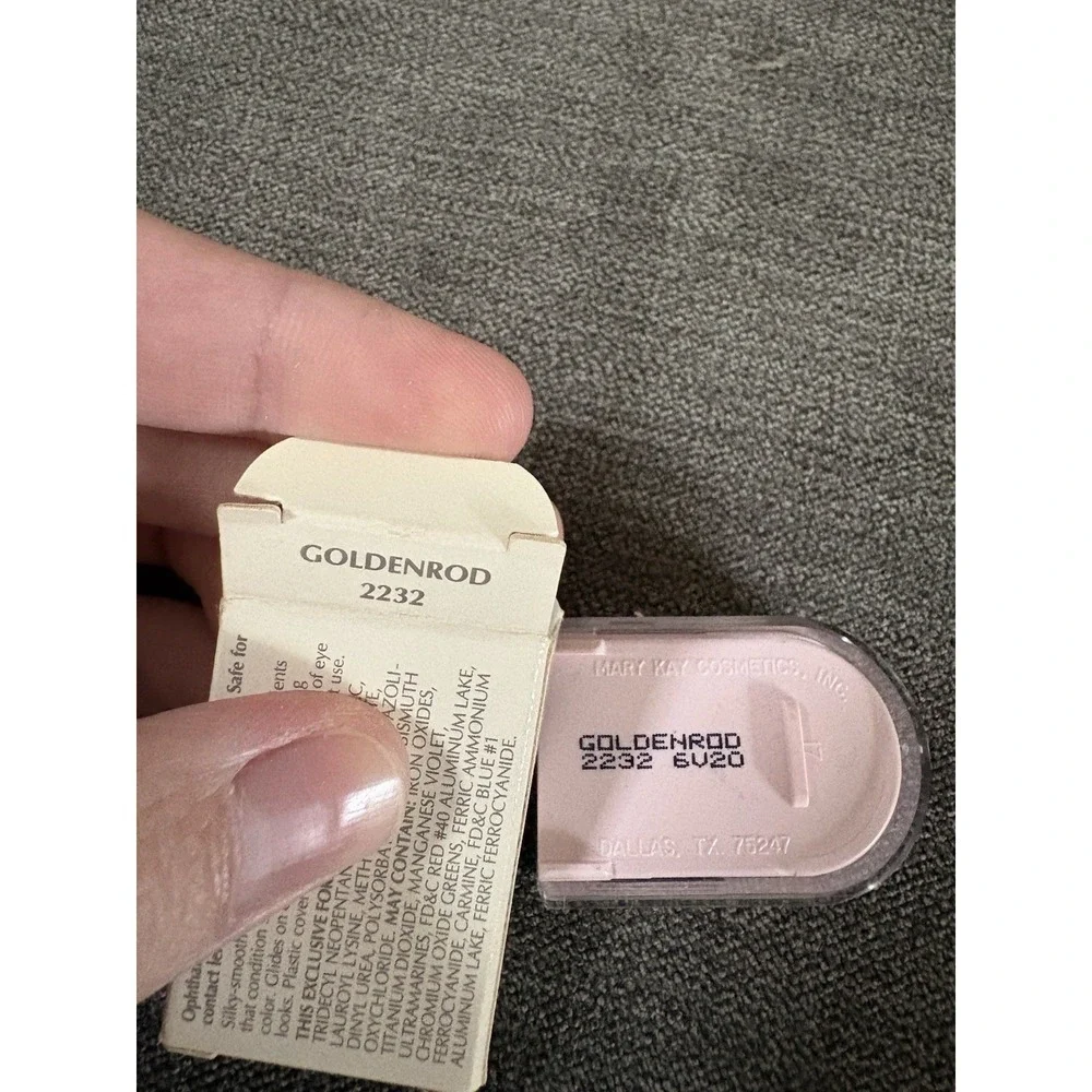 Mary Kay Vintage Powder Perfect‎ Eye Color Goldenrod 2232 NIB