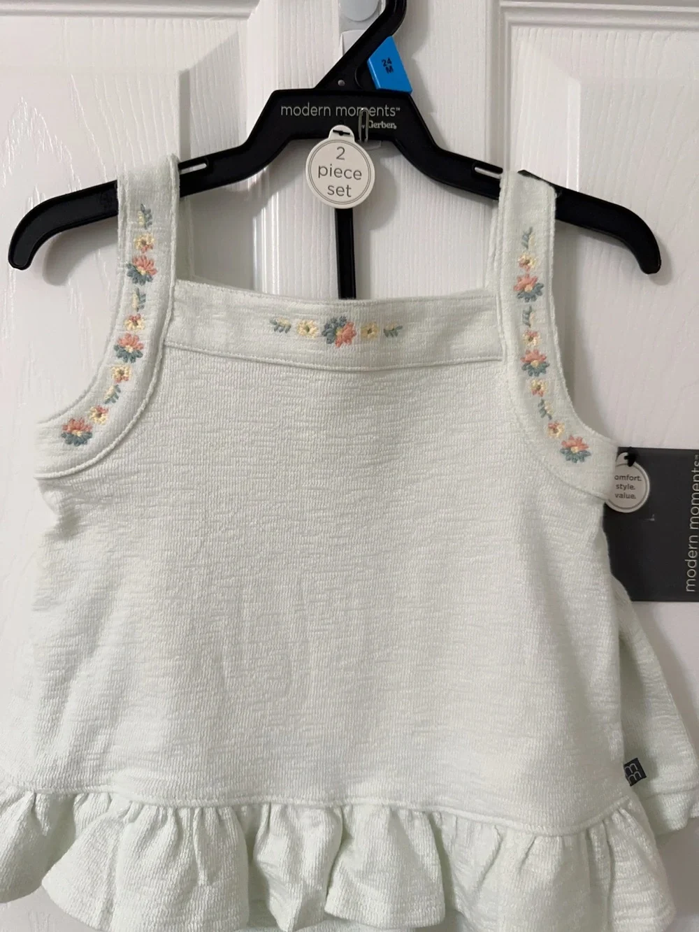 Ruffled Light Mint Baby Girl Bloomer Outfit Set With Embroidered