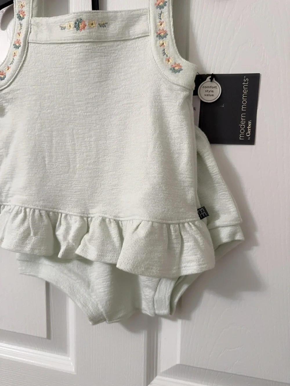 Ruffled Light Mint Baby Girl Bloomer Outfit Set With Embroidered