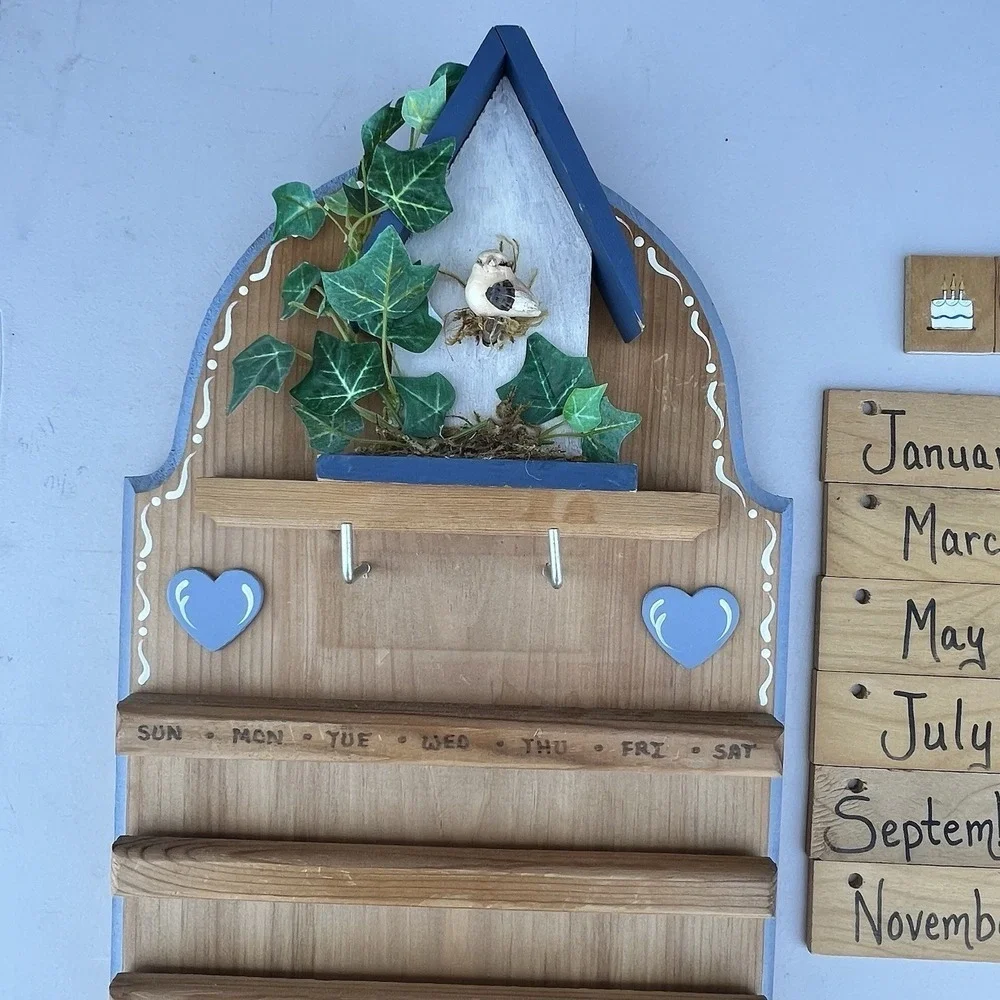 Vtg Wood Perpetual Calendar Bird Cottage Grannycore 80s 90s Farmhouse Tiles