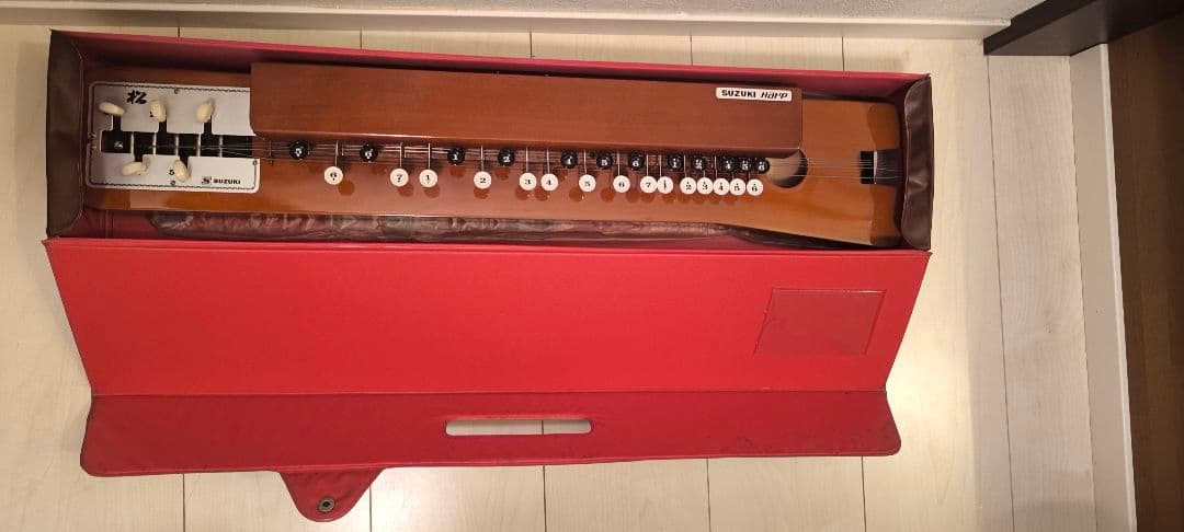 SUZUKI Taishogoto (Japanese Harp) - Matsu Model - Used, Excellent Condition - Musical Instrument - Japanese Traditional Instrument