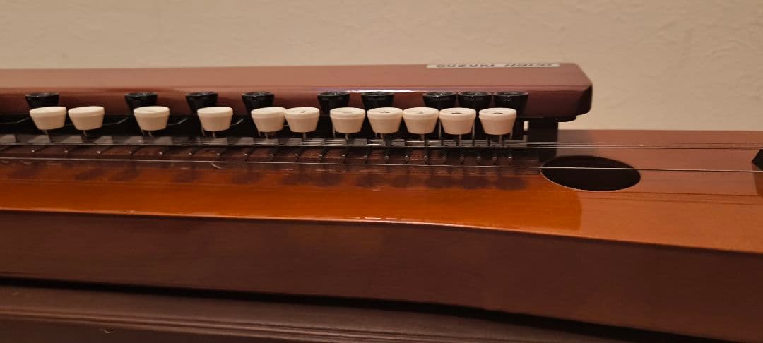 SUZUKI Taishogoto (Japanese Harp) - Matsu Model - Used, Excellent Condition - Musical Instrument - Japanese Traditional Instrument