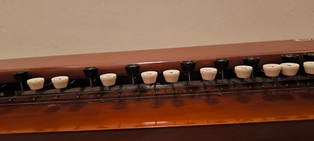 SUZUKI Taishogoto (Japanese Harp) - Matsu Model - Used, Excellent Condition - Musical Instrument - Japanese Traditional Instrument