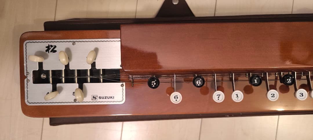 SUZUKI Taishogoto (Japanese Harp) - Matsu Model - Used, Excellent Condition - Musical Instrument - Japanese Traditional Instrument