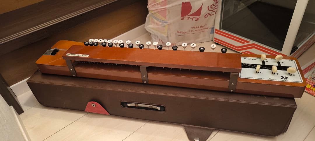 SUZUKI Taishogoto (Japanese Harp) - Matsu Model - Used, Excellent Condition - Musical Instrument - Japanese Traditional Instrument